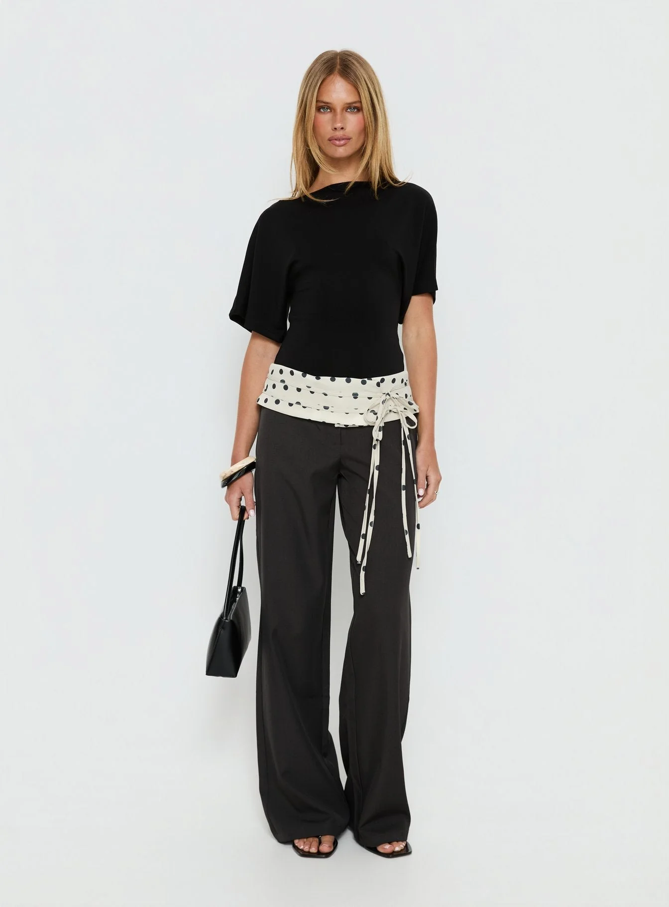 Arazia Cinched Short Sleeve Top Black - Image 3
