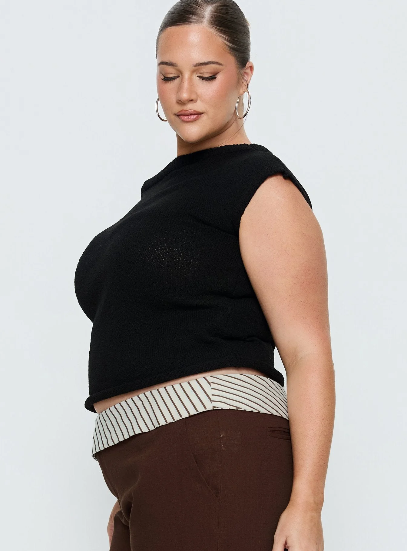 Ashfield Off Shoulder Top Black Curve - Image 4