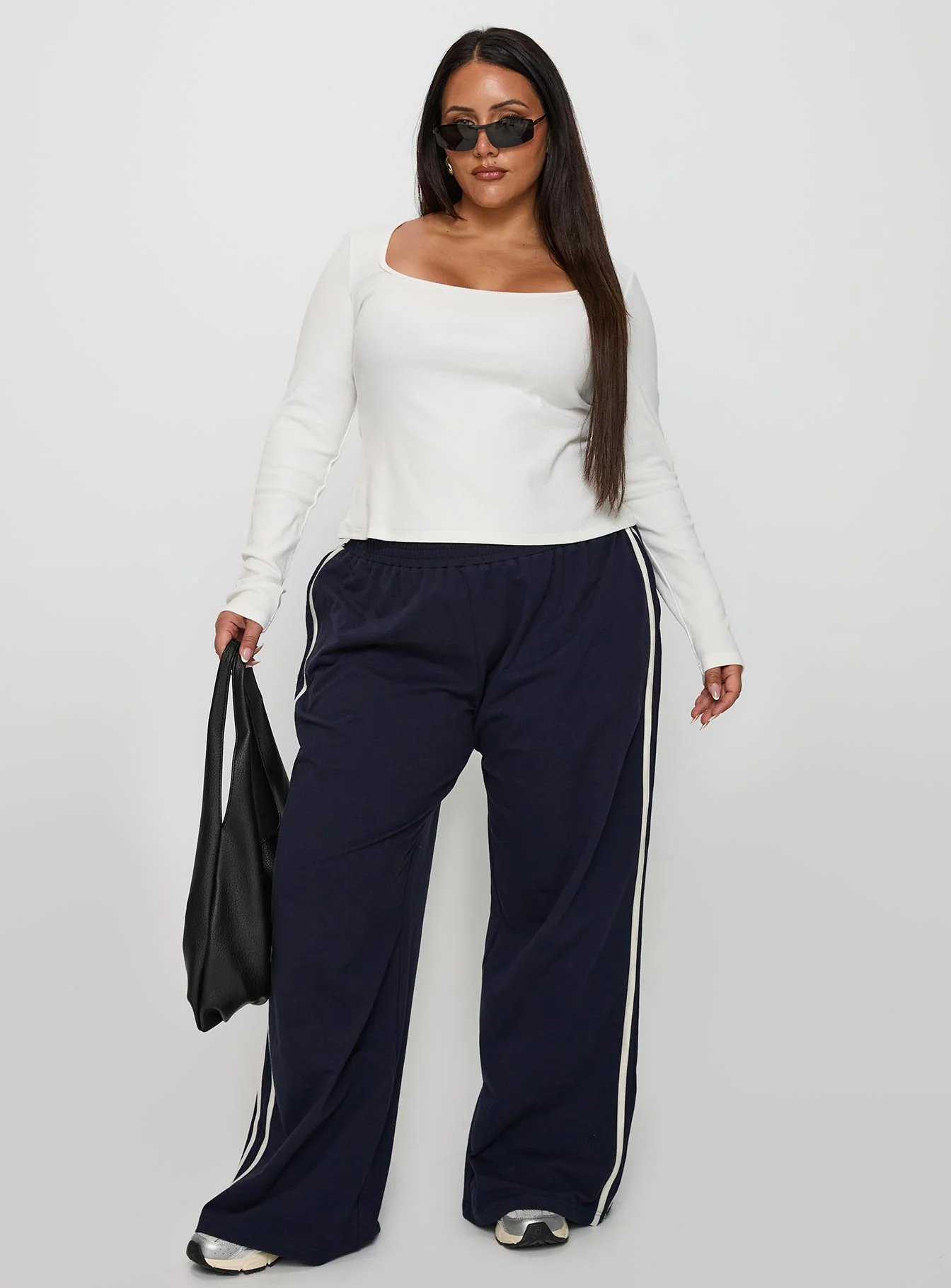 Baseline Long Sleeve Top White Curve - Image 3