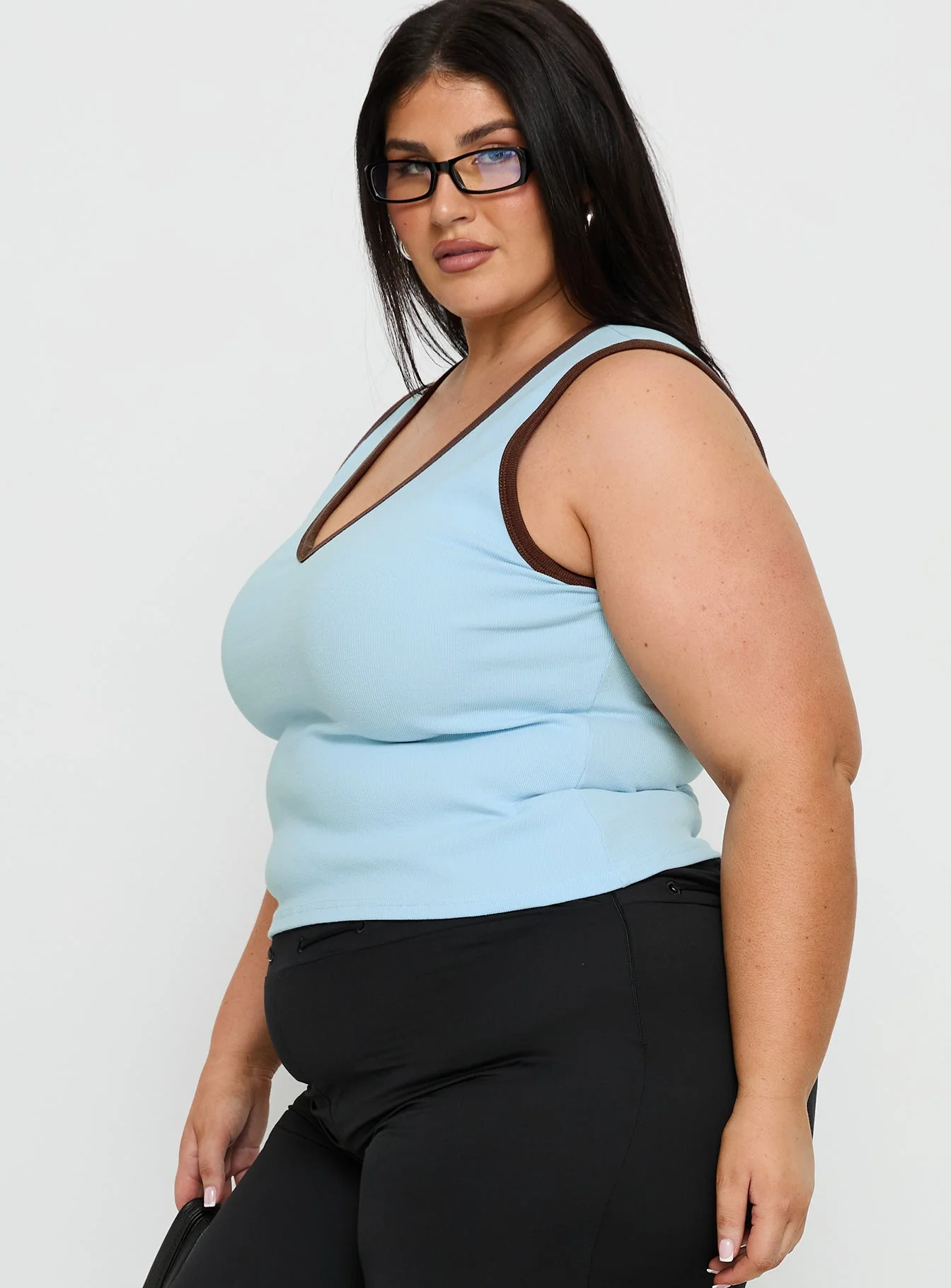 Baseline V Neck Rib Tank Top Blue / Brown Curve - Image 4