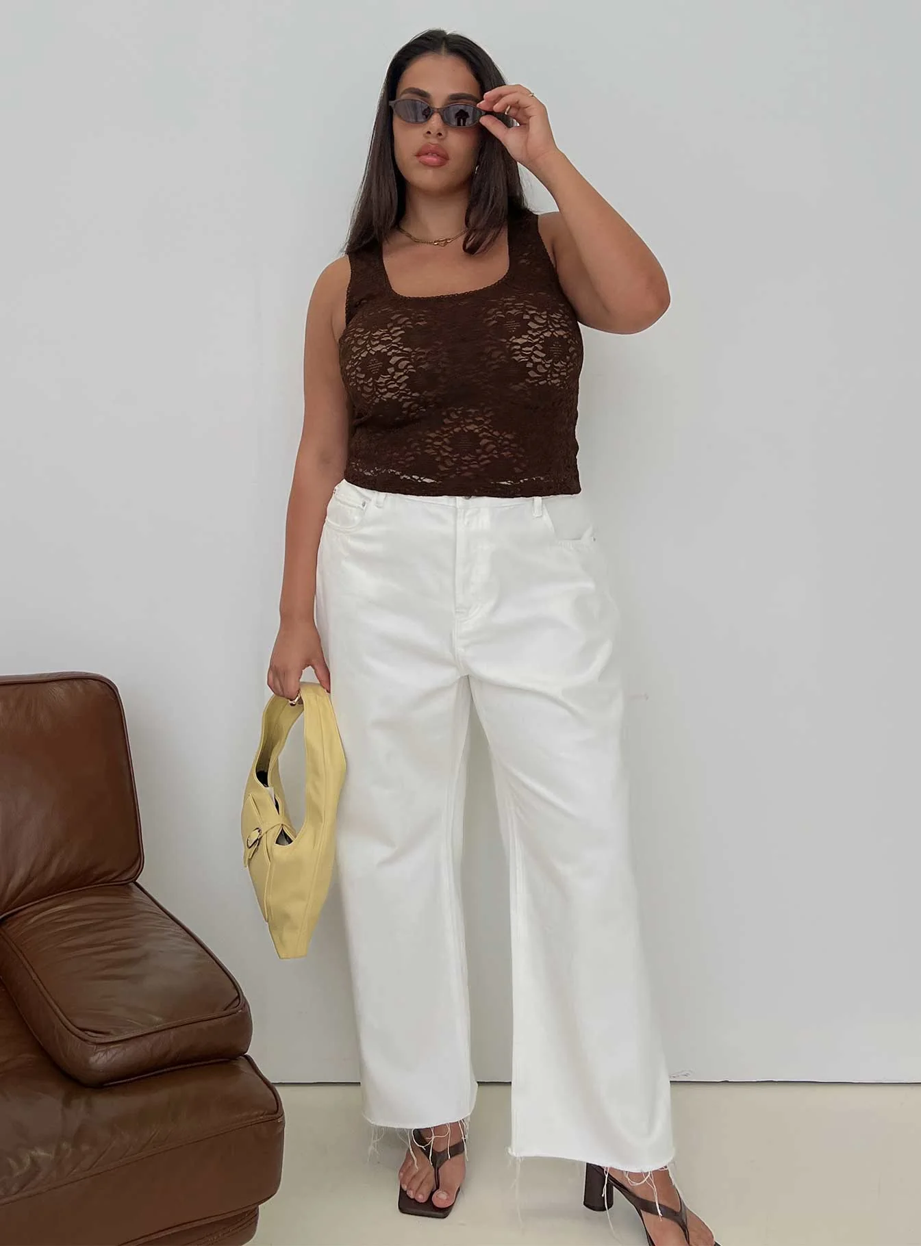 Bennington Lace Top Brown Curve - Image 8