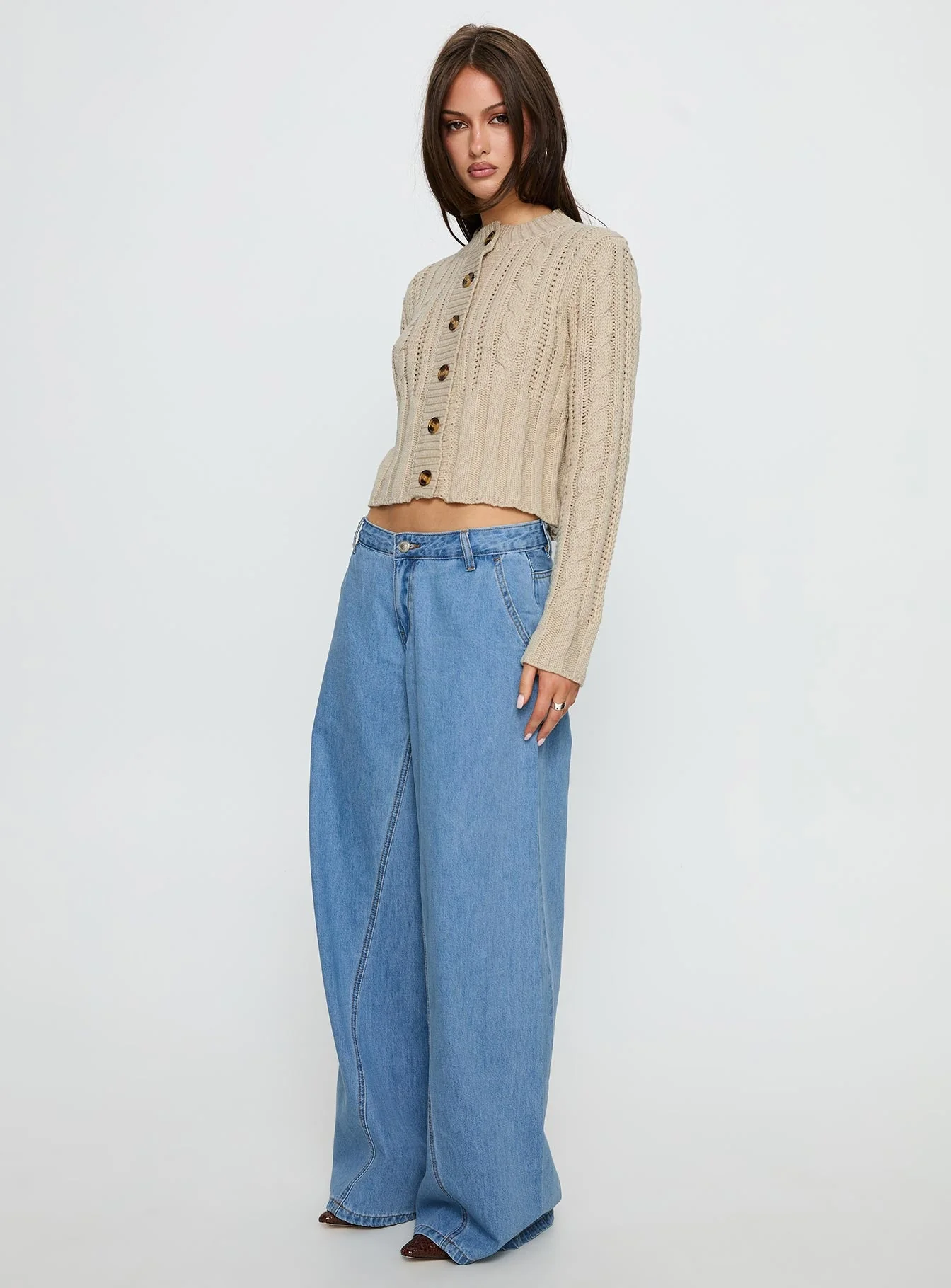 Carmon Mid Rise Wide Leg Jeans Blue - Image 4