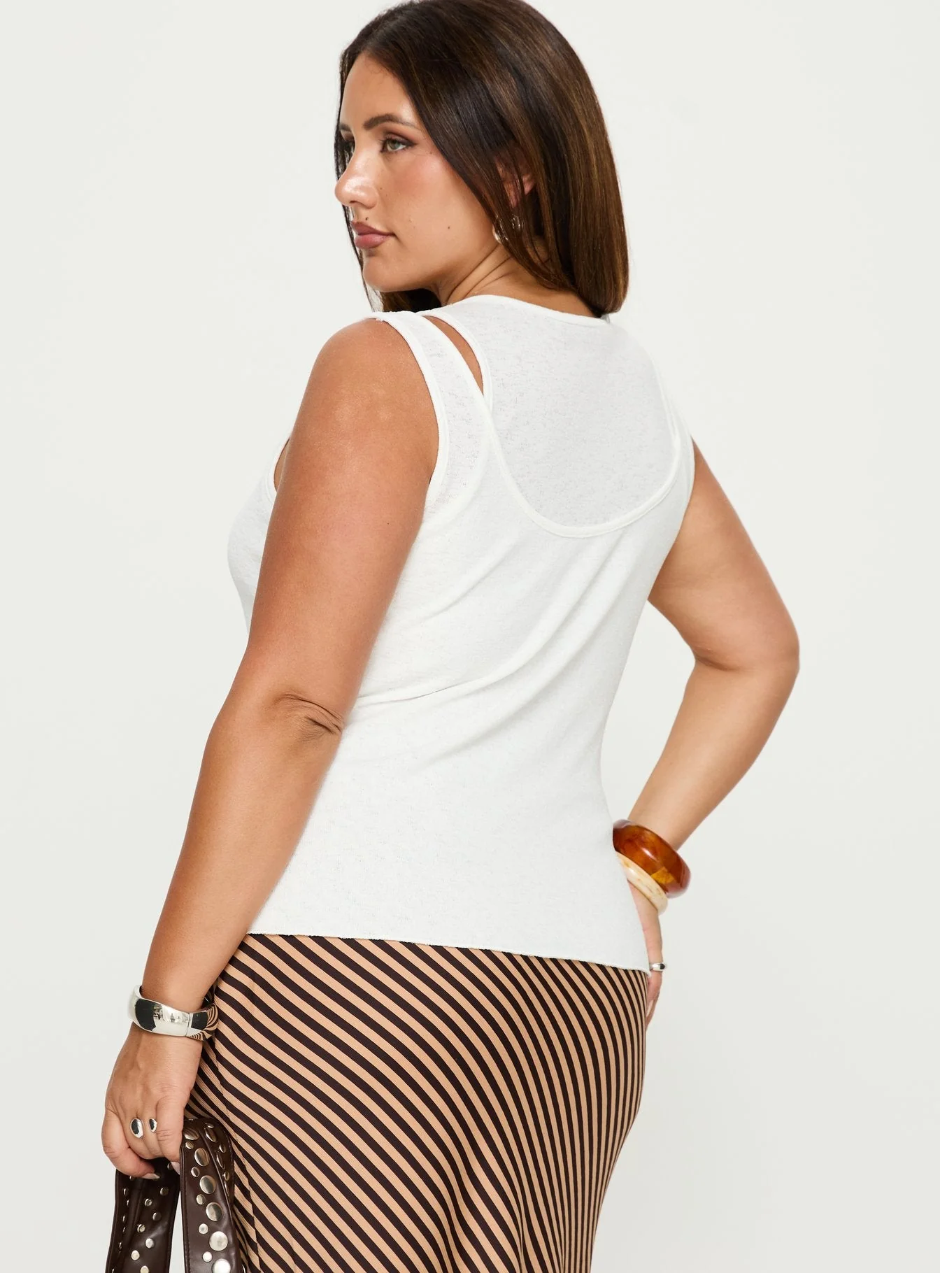 Ceyla Layered Tank Top White Curve - Image 5