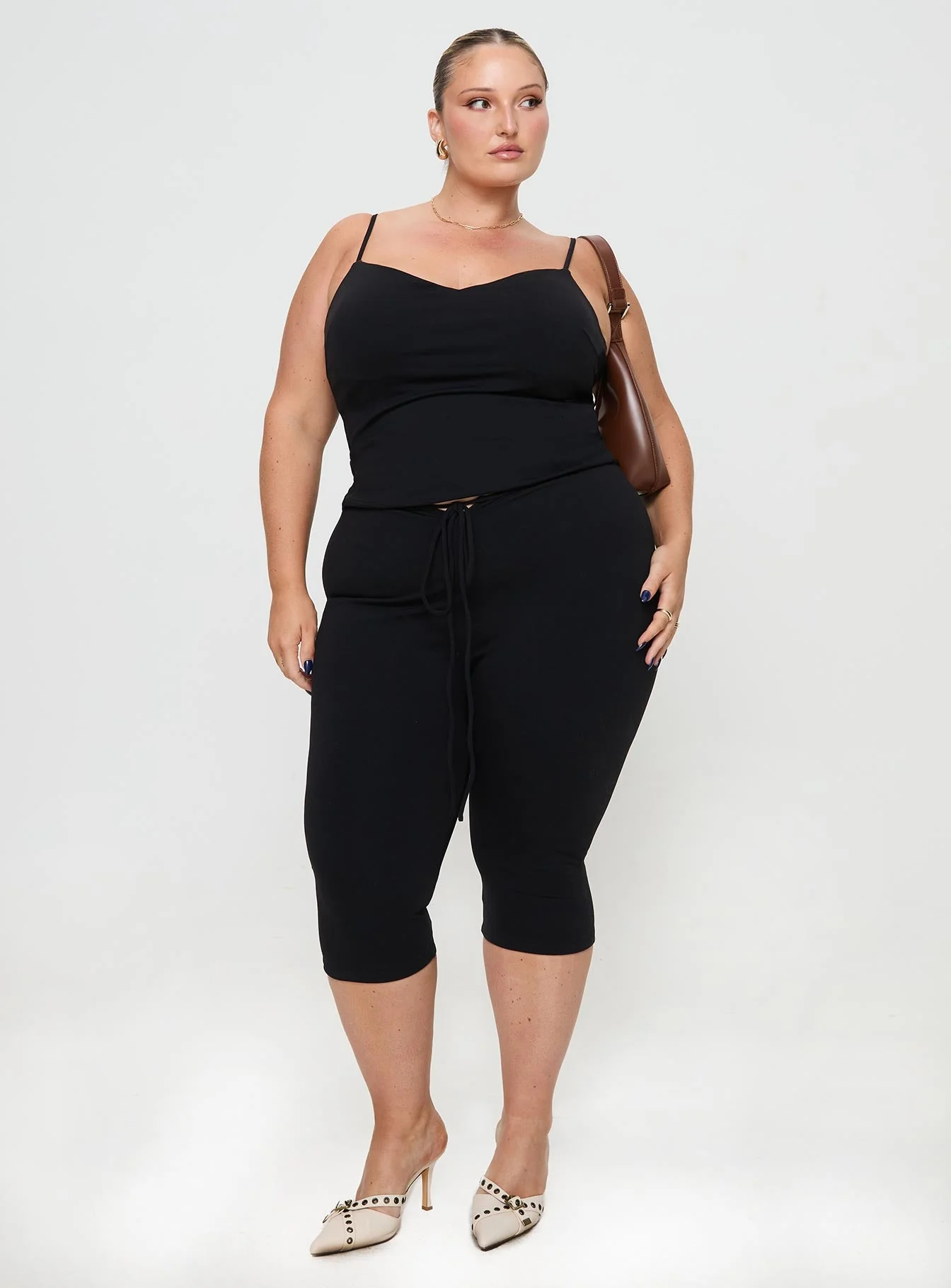 Evanda Top Black Curve - Image 3