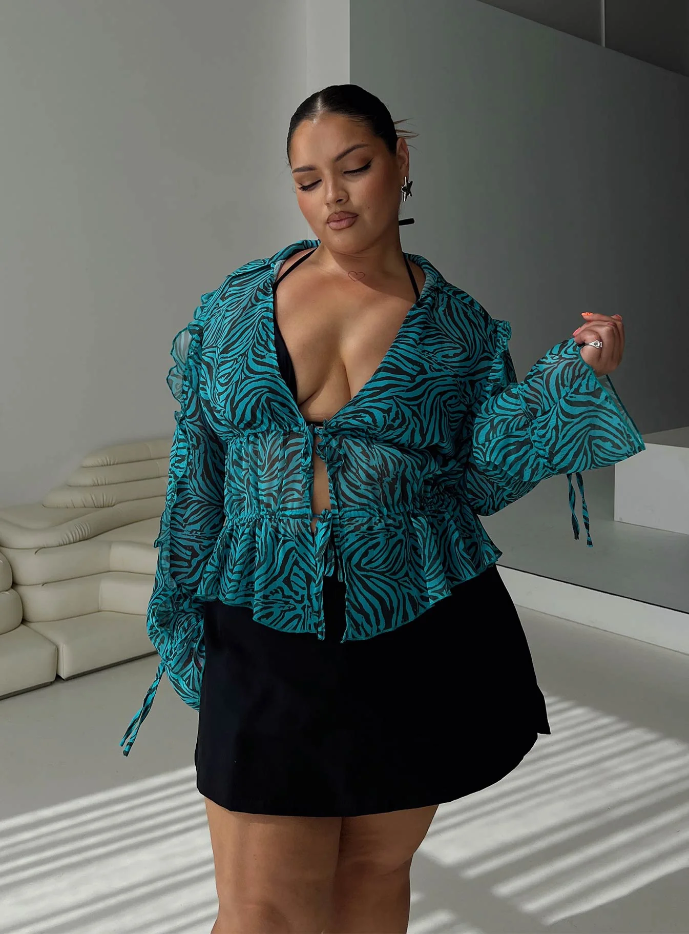 Holidaze Long Sleeve Top Zebra Curve - Image 8