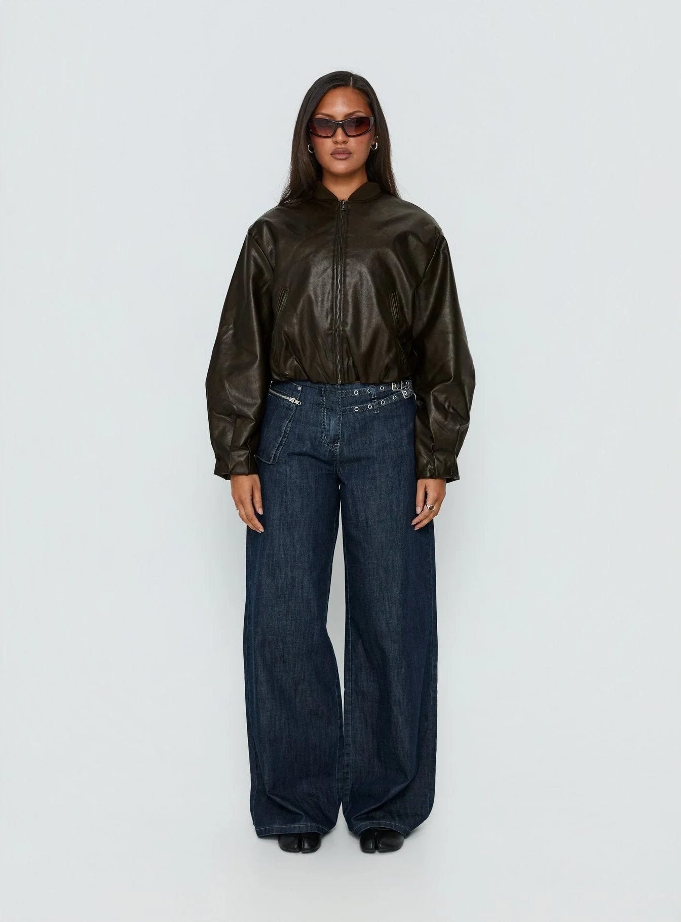 Paltrow Mid Rise Wide Leg Cargo Jeans Dark Blue Wash - Image 8