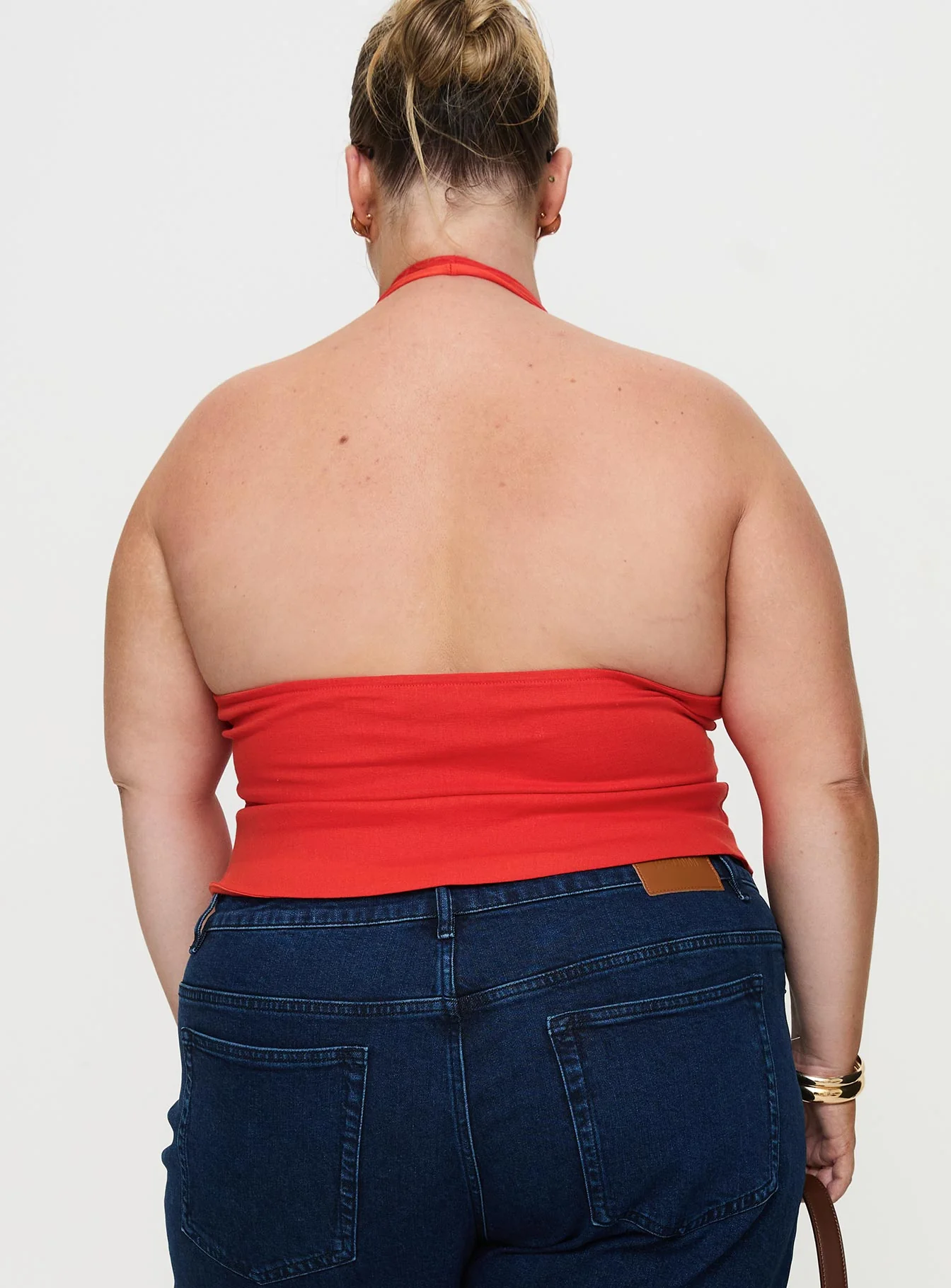 Pleasing Top Red Curve - Image 5
