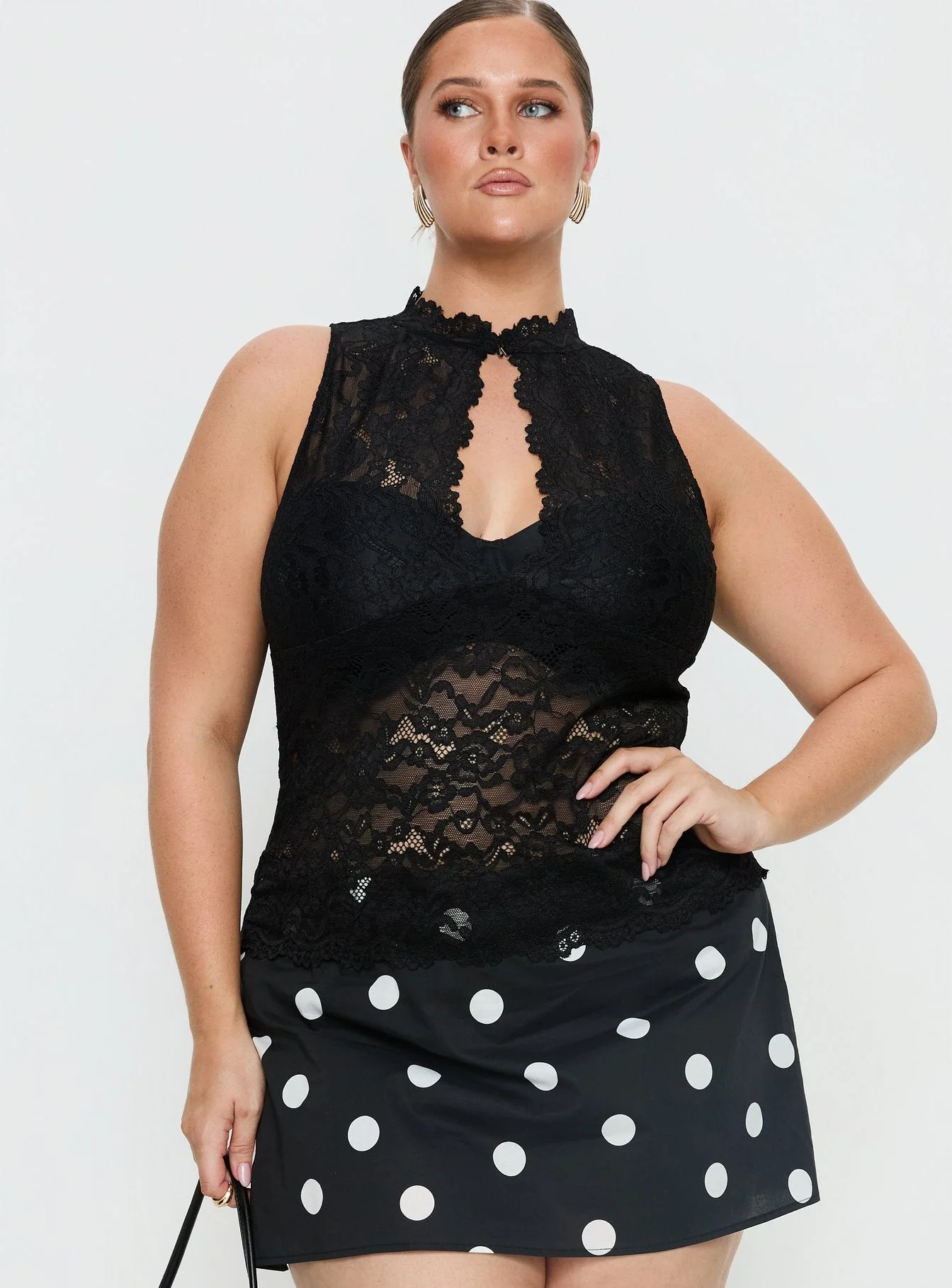 Quinbie Lace Sleeveless Top Black Curve - Image 2