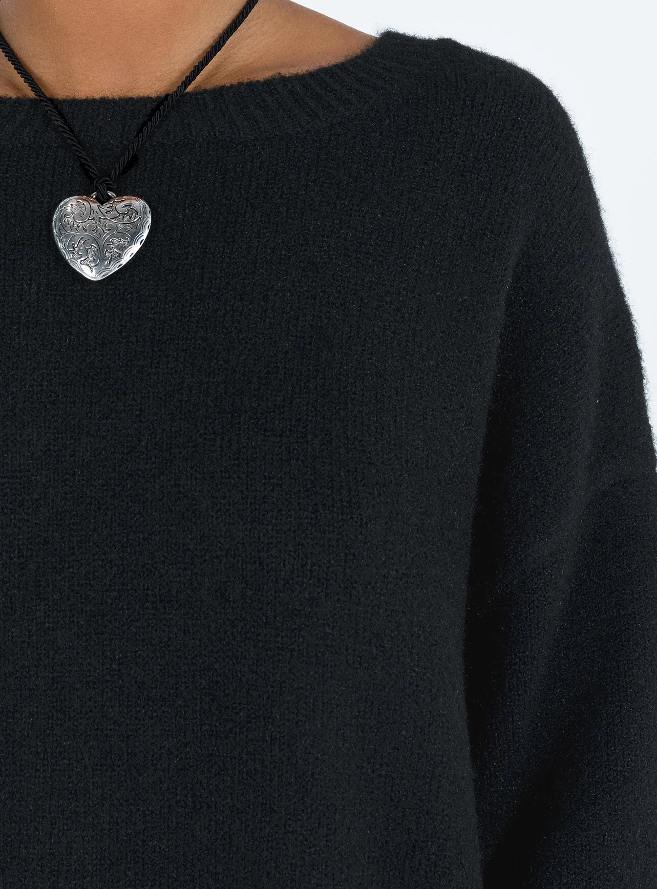 Ryanna Sweater Black - Image 5