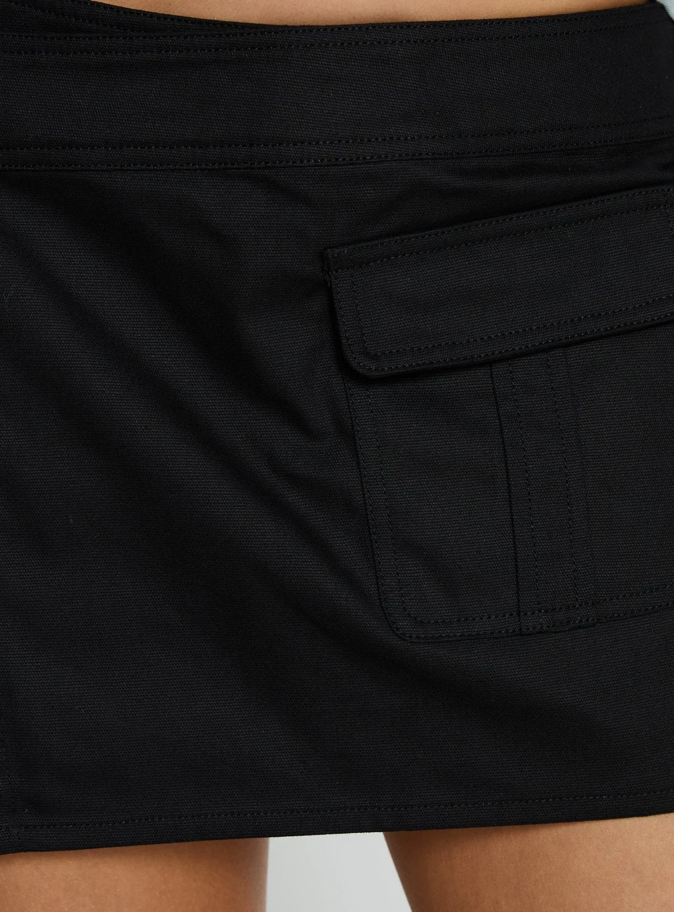 Samarie Cargo Mini Skirt Black - Image 6