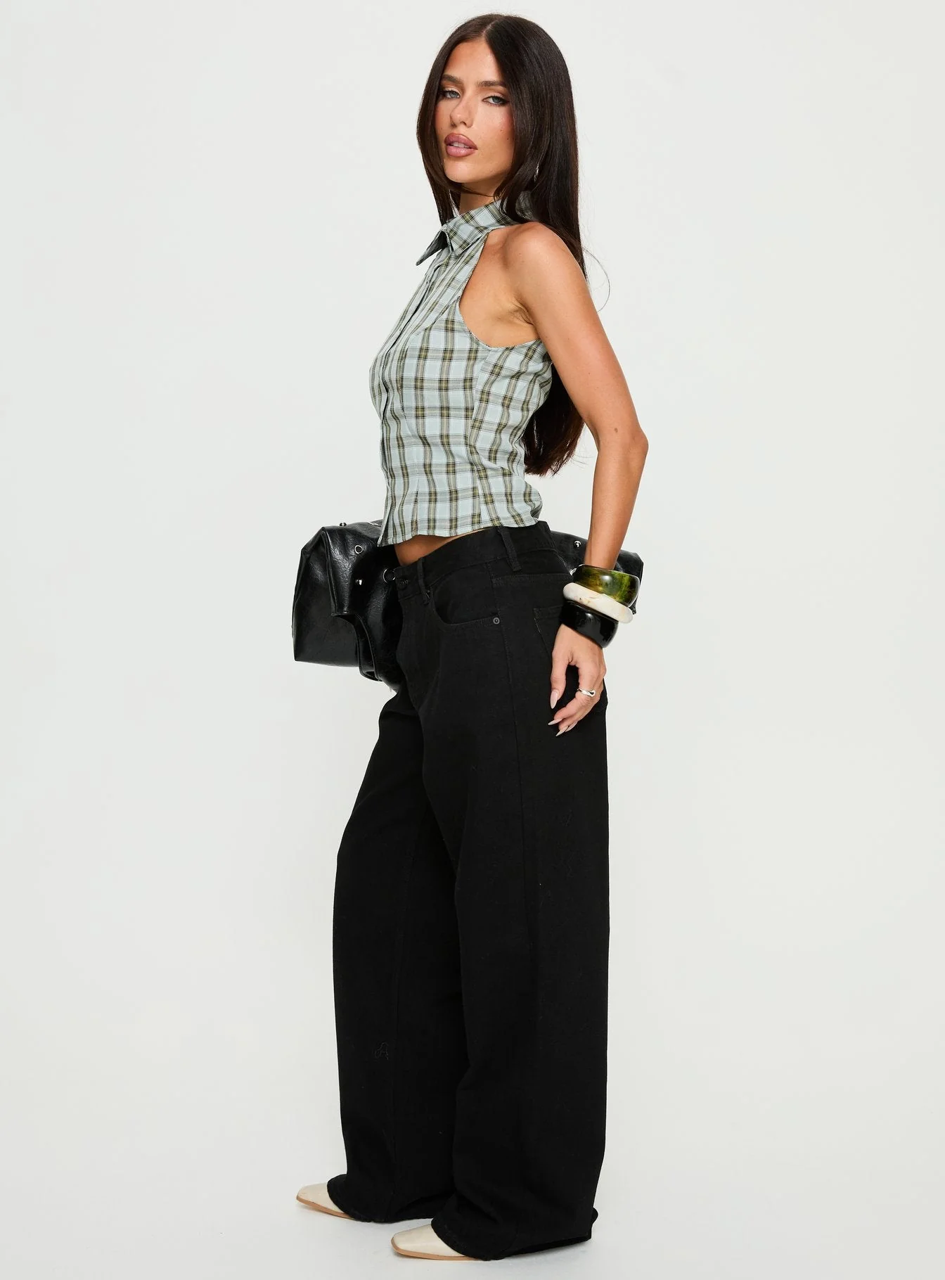 Serenitia Mid Rise Relaxed Jeans Jet Black - Image 4