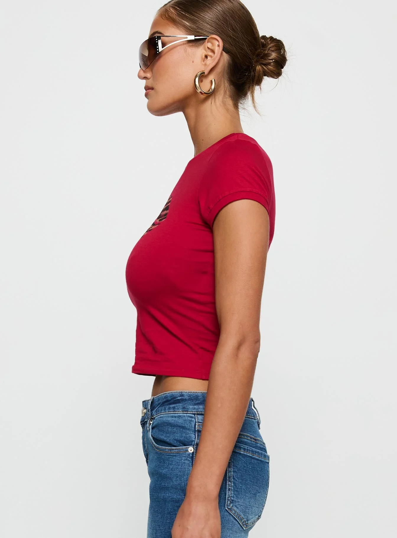 Sutin Tee Red - Image 4
