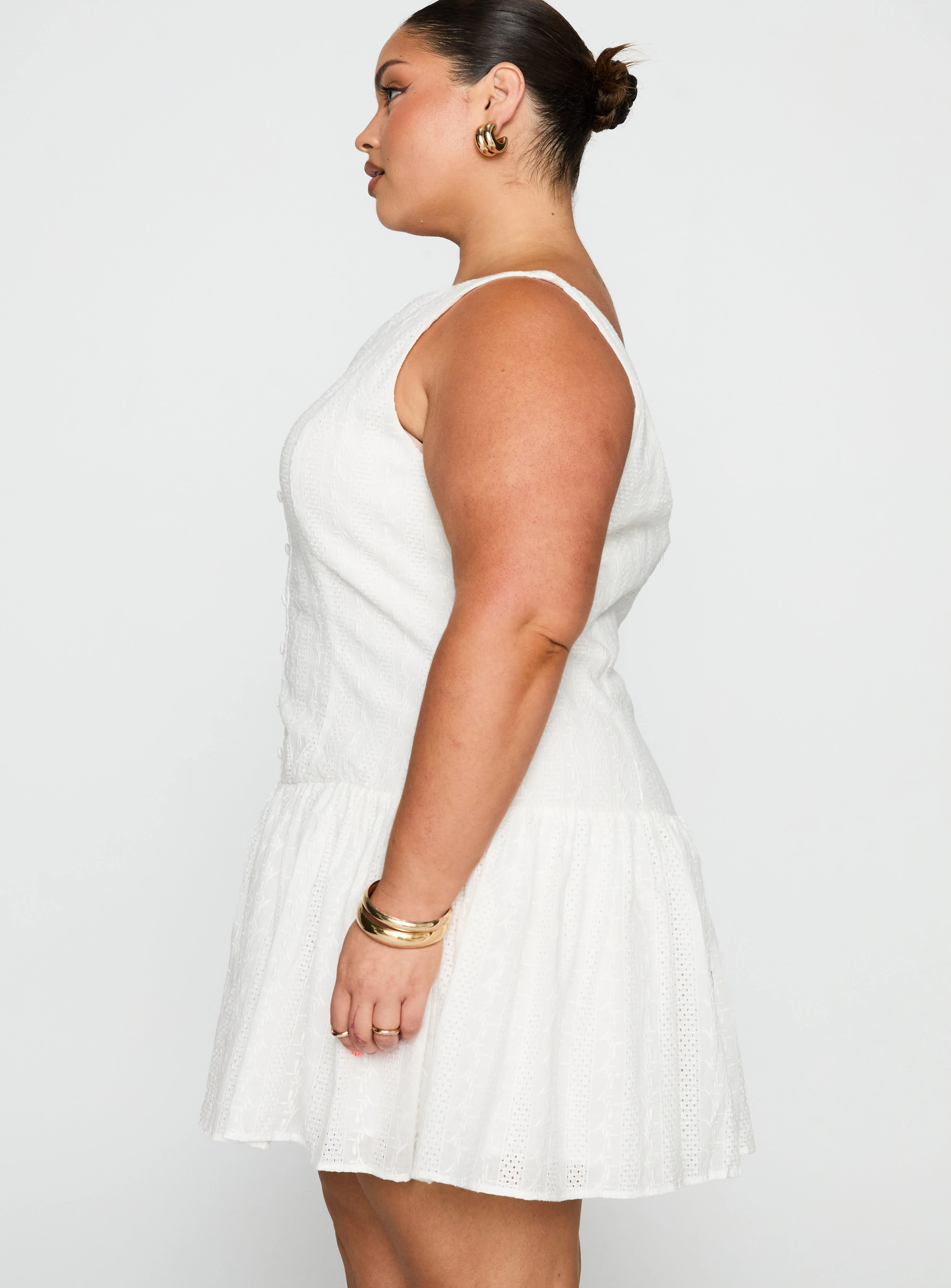 Sweeter Places Embroidered Mini Dress White Curve - Image 4