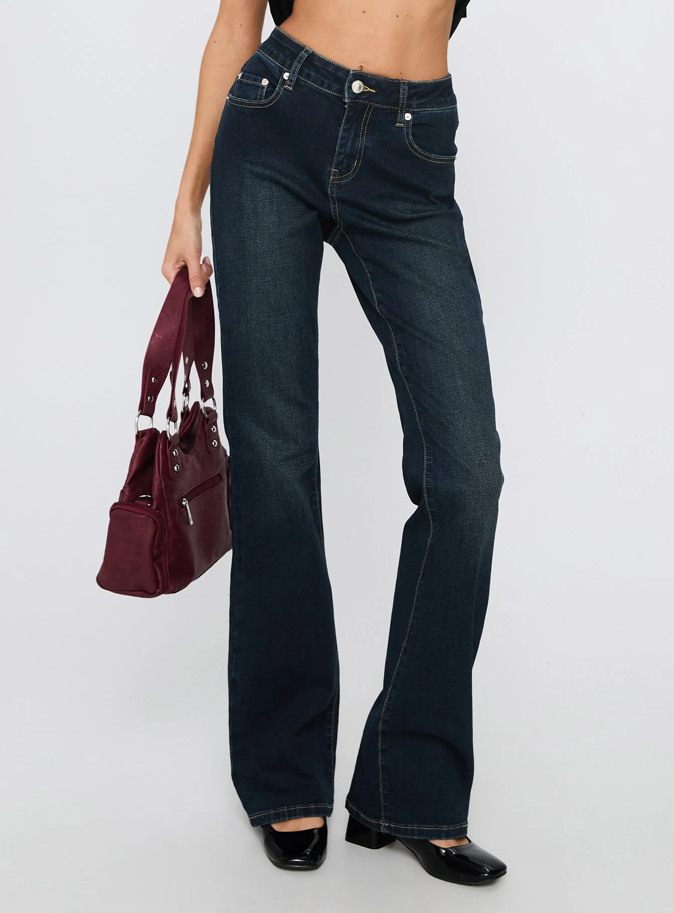 Thessara Mid Rise Bootleg Jeans Dark Blue - Image 2