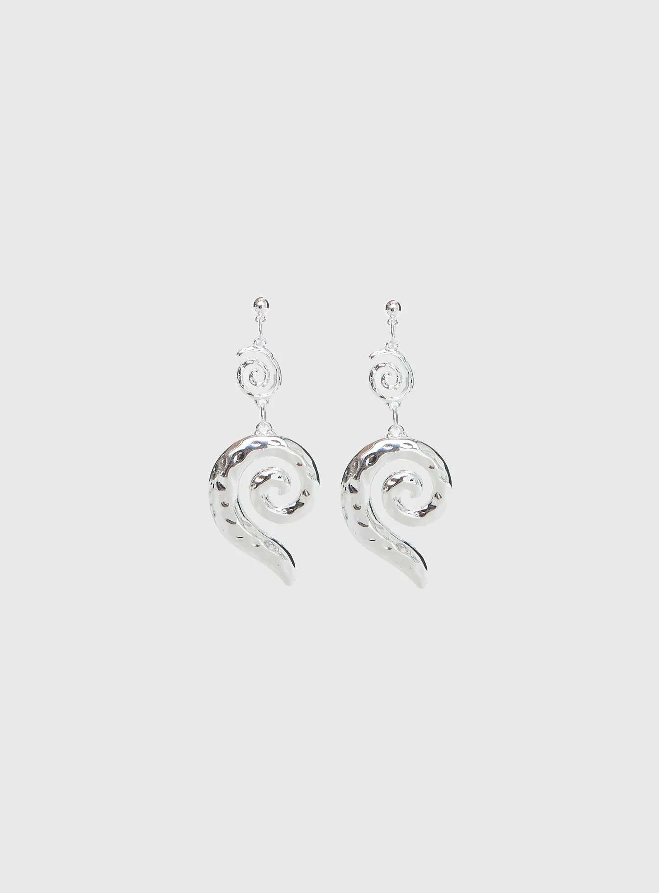 Top Of Mind Swirl Earrings Silver - Image 2