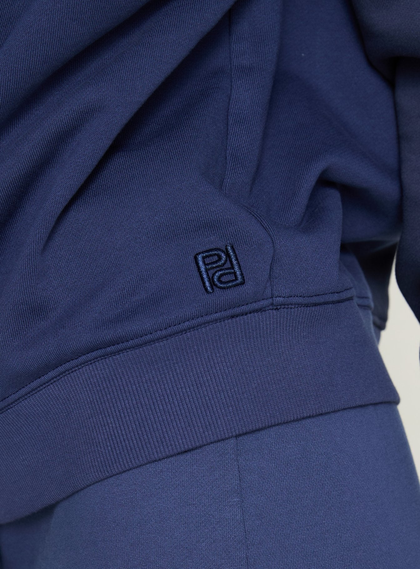 Wellness Off the Shoulder Jumper Navy - Image 7
